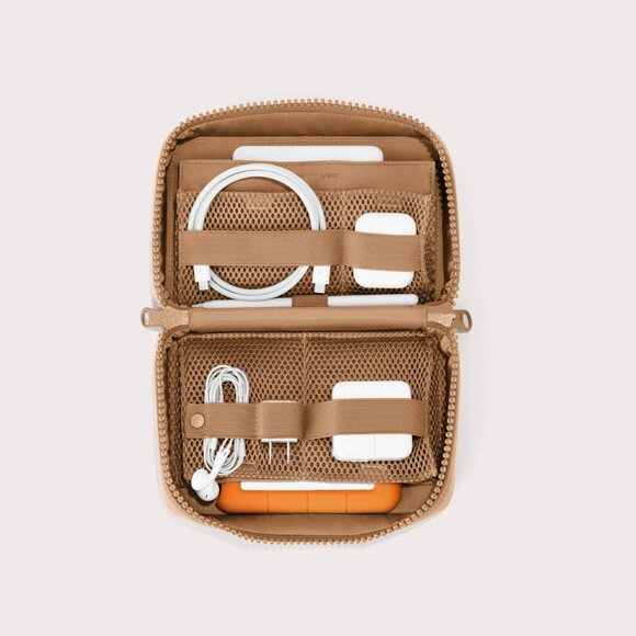 DAGNE DOVER tech organizer Arlo Neoprene Tech Organizer Large Camel Zippered - Picture 2 of 13